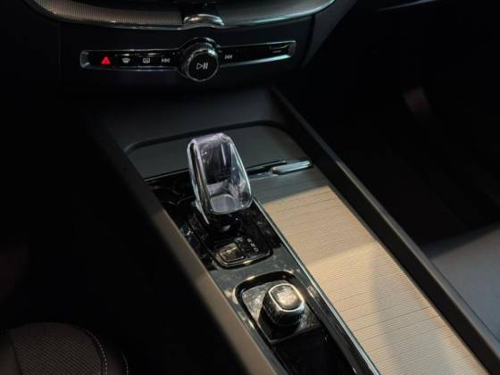 VOLVO XC60 2.0 T8 RECHARGE POLESTAR ENGINEERED AWD GEARTRONIC